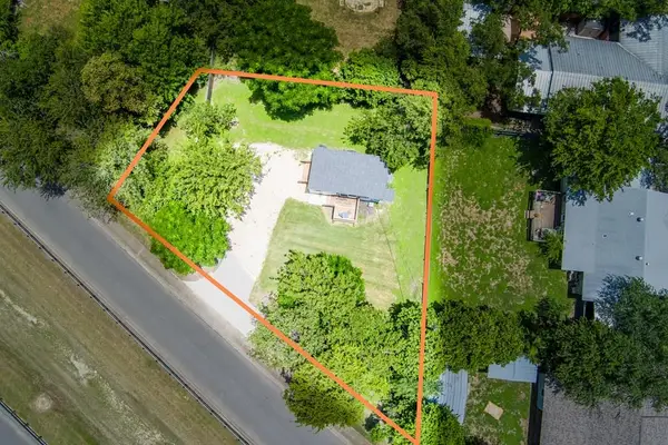 1220 Aransas St, Kerrville, TX 78028