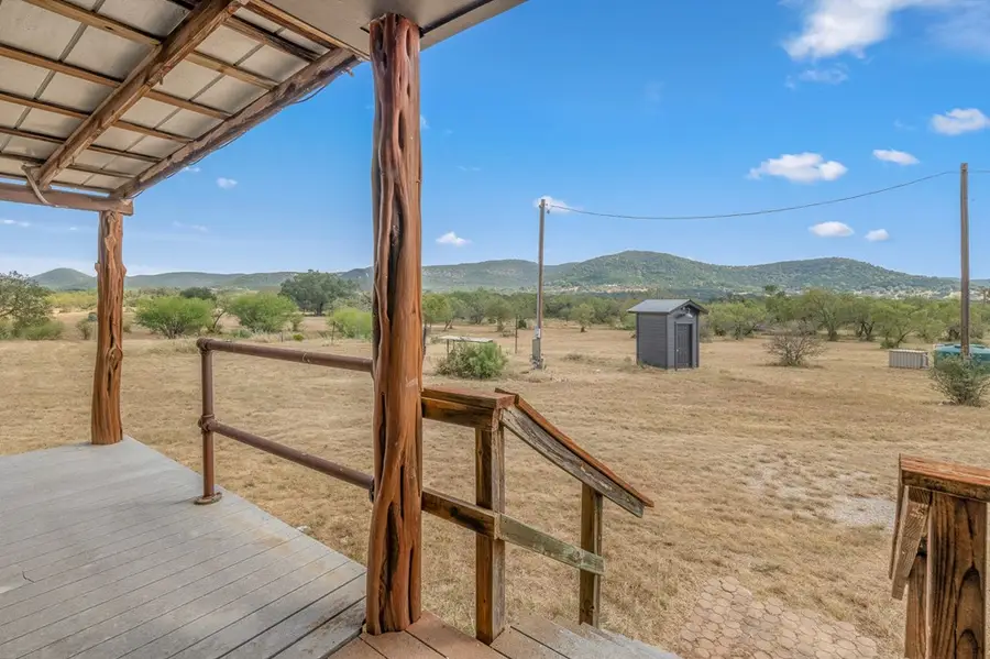 677 Kahn Dr, Rio Frio, TX 78879 - #2