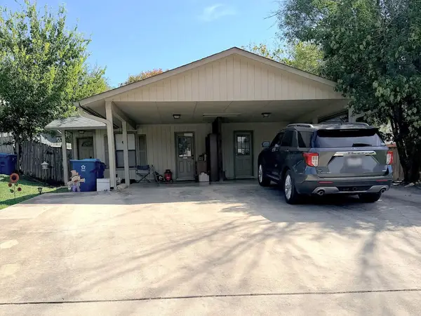 521 N Tomahawk Trail, Kerrville, TX 78028