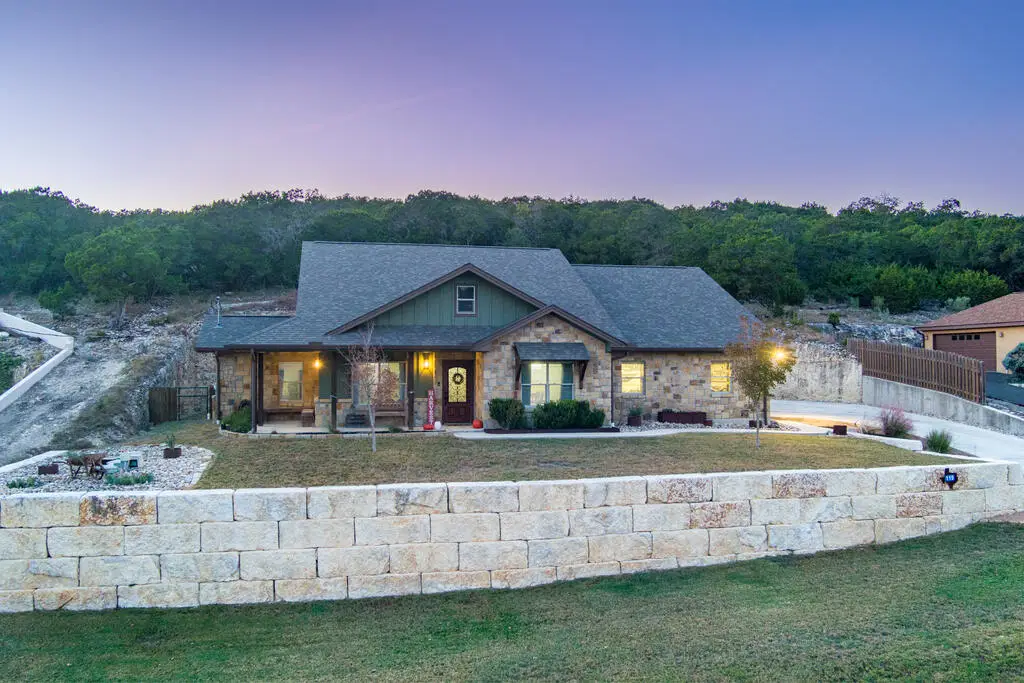 119 Fannin Dr, Kerrville, TX 78028 - #1