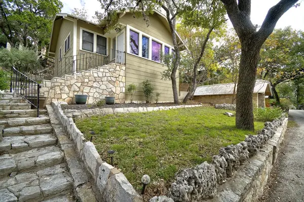 1404 Alice St, Kerrville, TX 78028