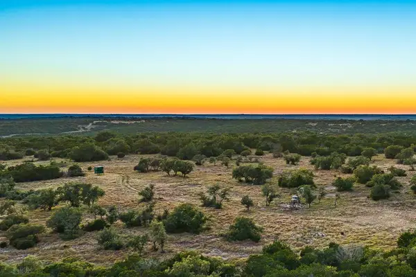 913 W Greenwood, Rocksprings, TX 78880