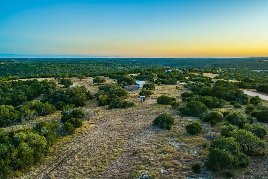 913 W Greenwood, Rocksprings, TX 78880 - #3