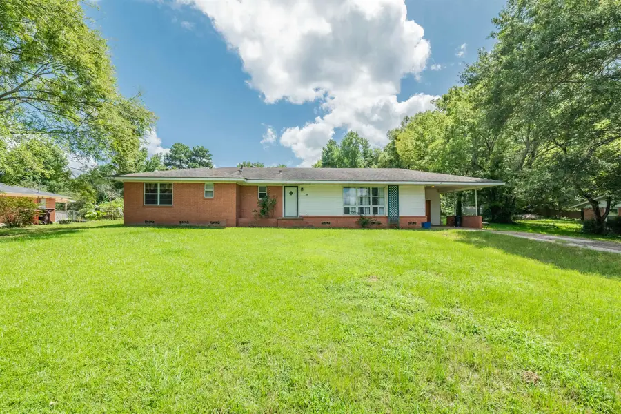 108 Pine St, Ore City, TX 75683 - #2