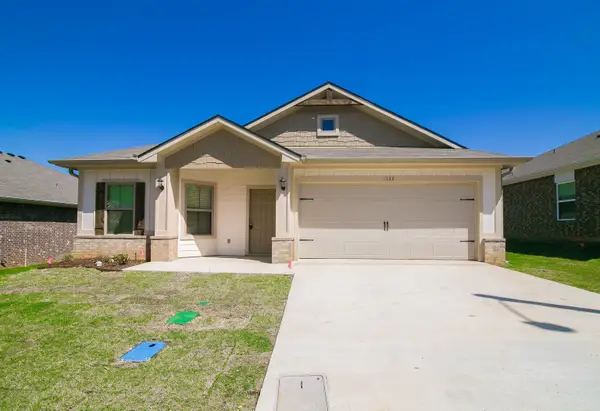 1132 Mission Creek Dr, Longview, TX 75601