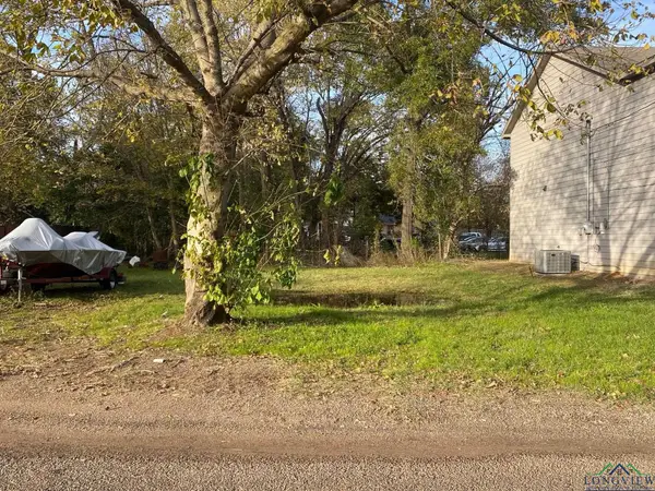 803 W Walnut St., Longview, TX 75601