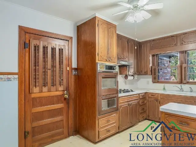 2104 Karnack Hwy., Marshall, TX 75672-4831 - Image #3