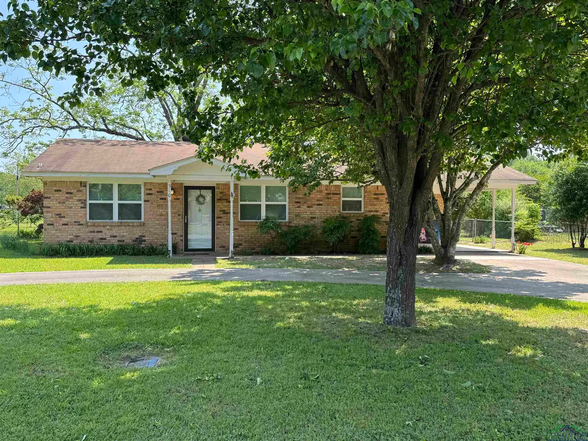 510 S Lake St, Waskom, TX 75692 - Image #1