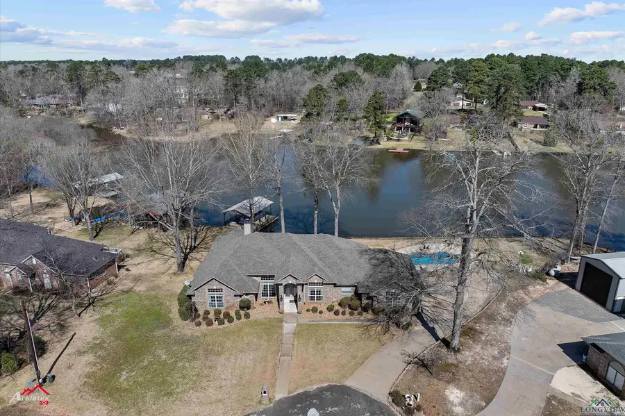 105 Kelly Ct, Marshall, TX 75672-1497 - Image #2