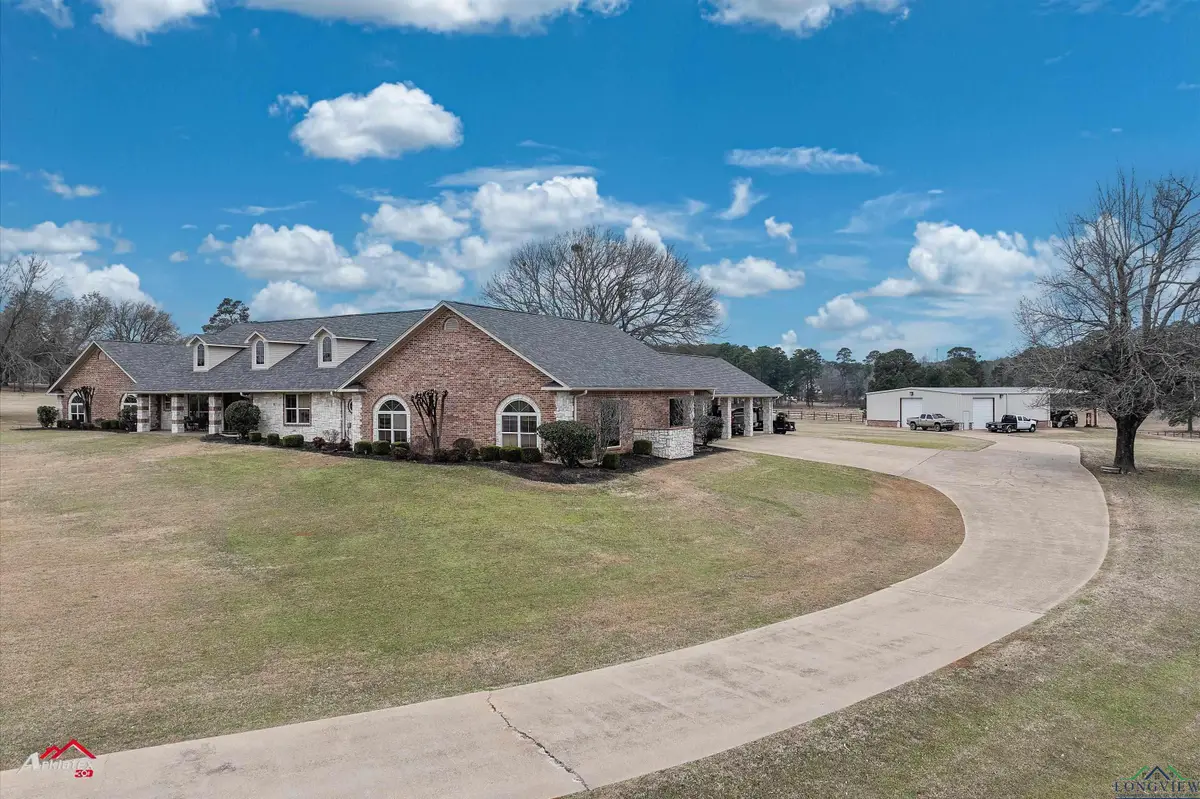 1325 Kings Rd, Marshall, TX 75672-4947 - Image #1