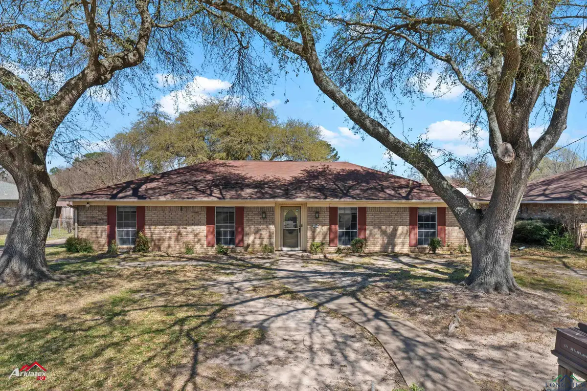131 Briarmeadow Dr, Longview, TX 75604 - Image #1
