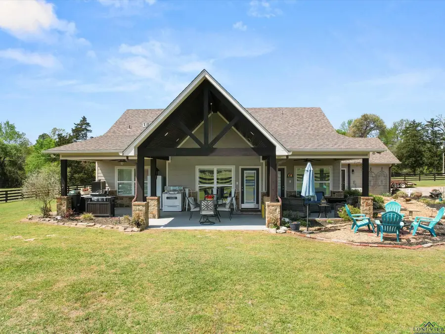 8693 Cedar Rd, Gilmer, TX 75644 - Image #3