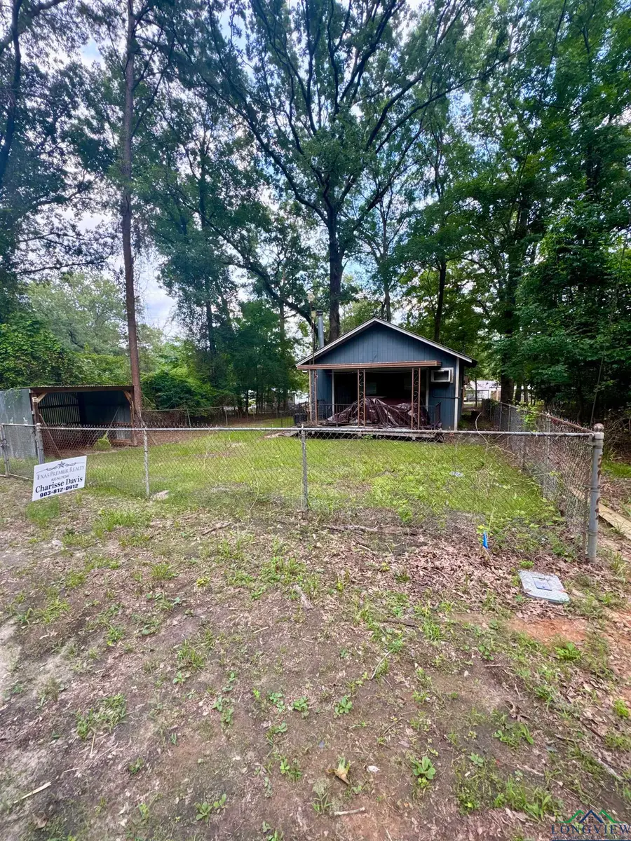 371 CUMBERLAND RD, Jefferson, TX 75657 - Image #2