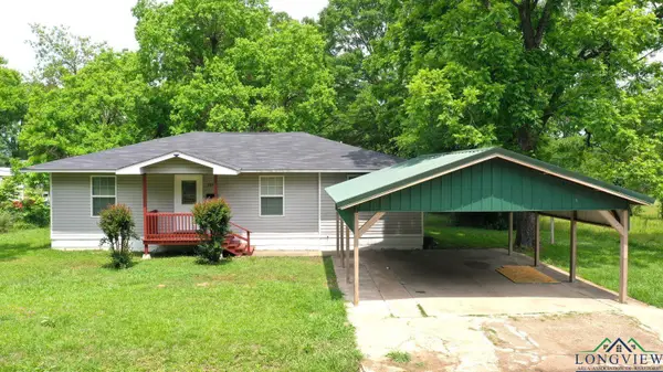 203 E Douglas Street, Jefferson, TX 75657