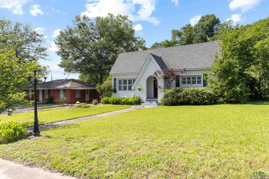 514 W Main St, Henderson, TX 75652 - Image #2