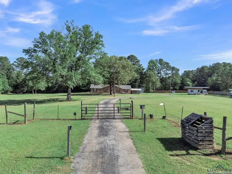 6034 E Noonday, Hallsville, TX 75650 - Image #2