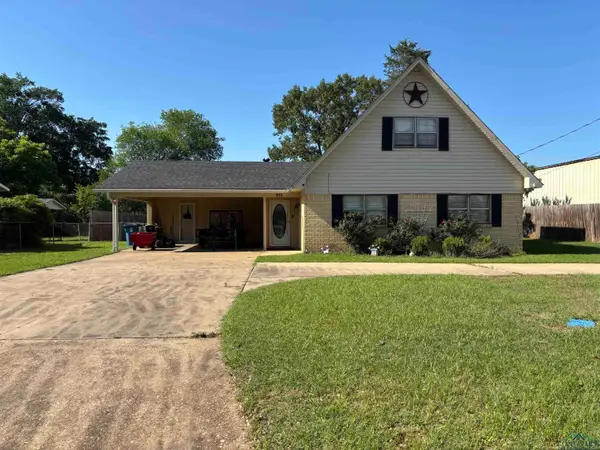 411 E Carolanne Blvd, Marshall, TX 75672