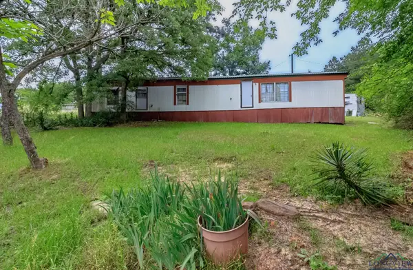 326 Balboa Dr, Jefferson, TX 75657