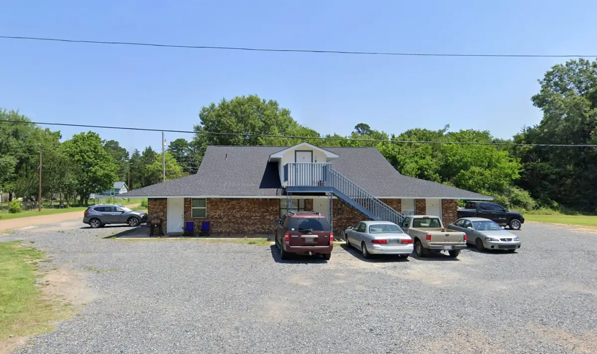 2001 E 20th, Hooks, TX 75561 - #1