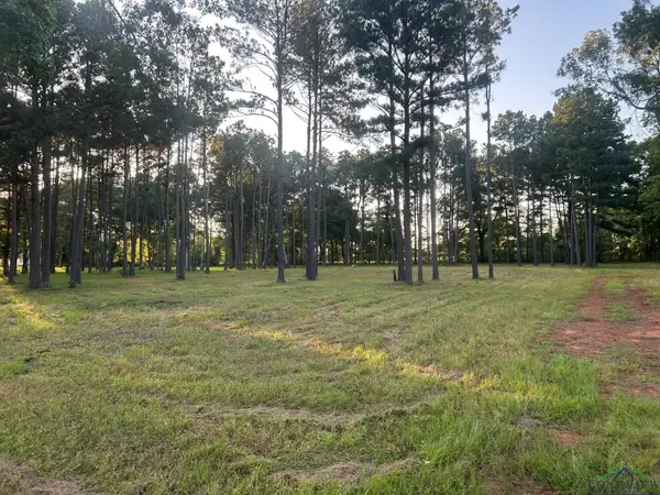 000 Karnack Highway, Marshall, TX 75672