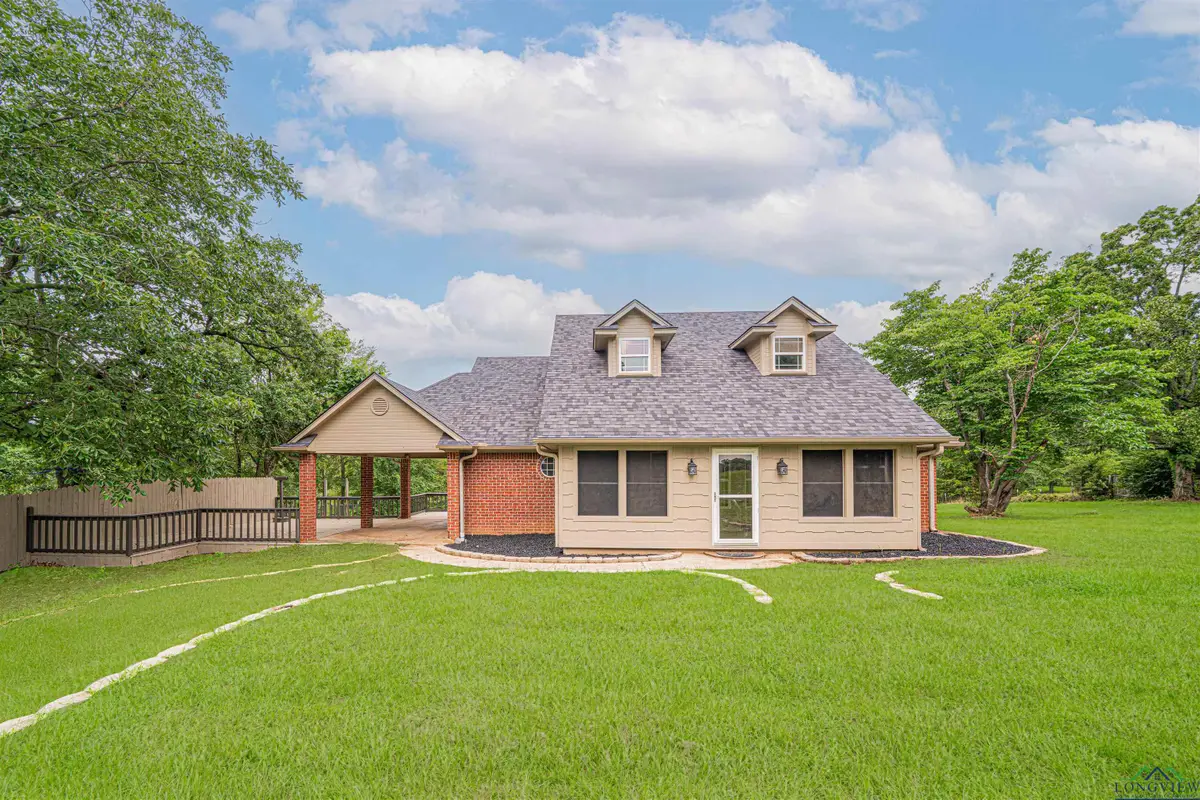 8686 Locust Road, Big Sandy, TX 75755 - Image #1