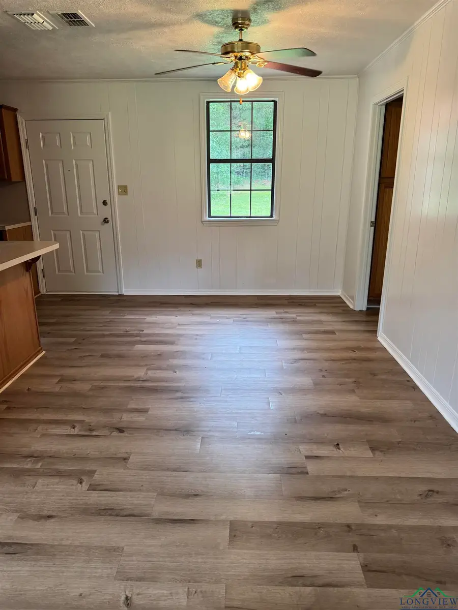 6275 State Hwy 43 E, Henderson, TX 75652 - Image #3