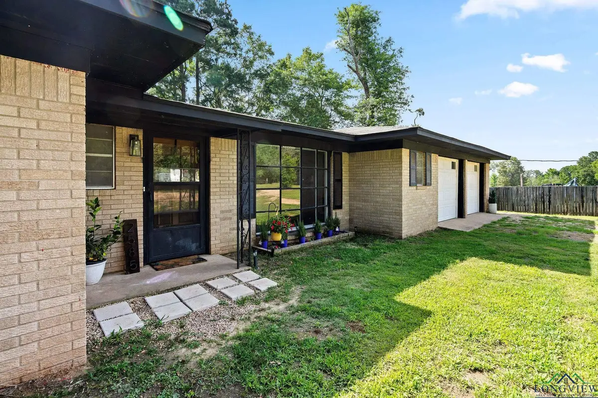 2585 N FM 250, Hughes Springs, TX 75656 - Image #1