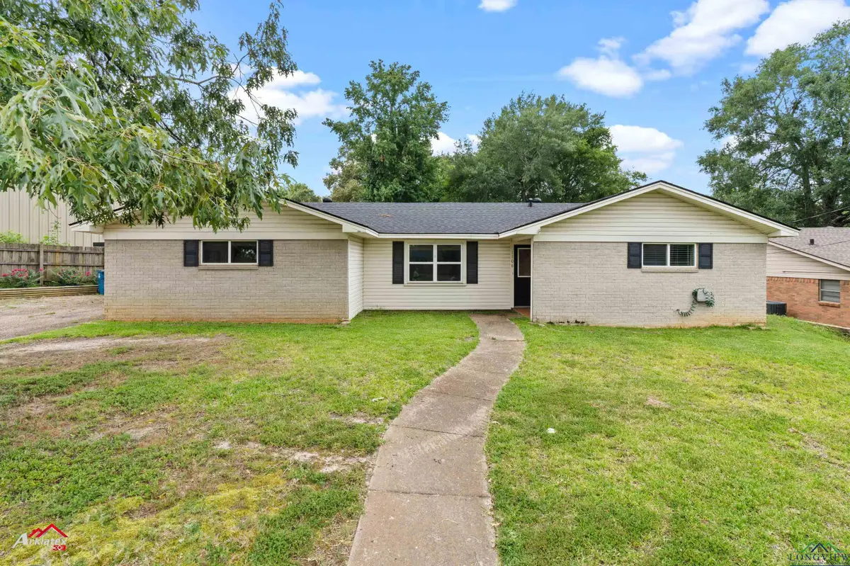 1706 Timberline, Henderson, TX 75654 - Image #1