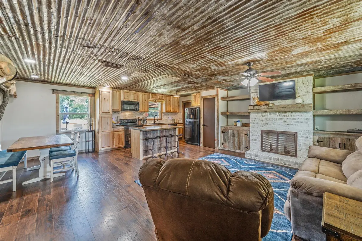 2944 E SH 315, Mount Enterprise, TX 75681 - Image #1