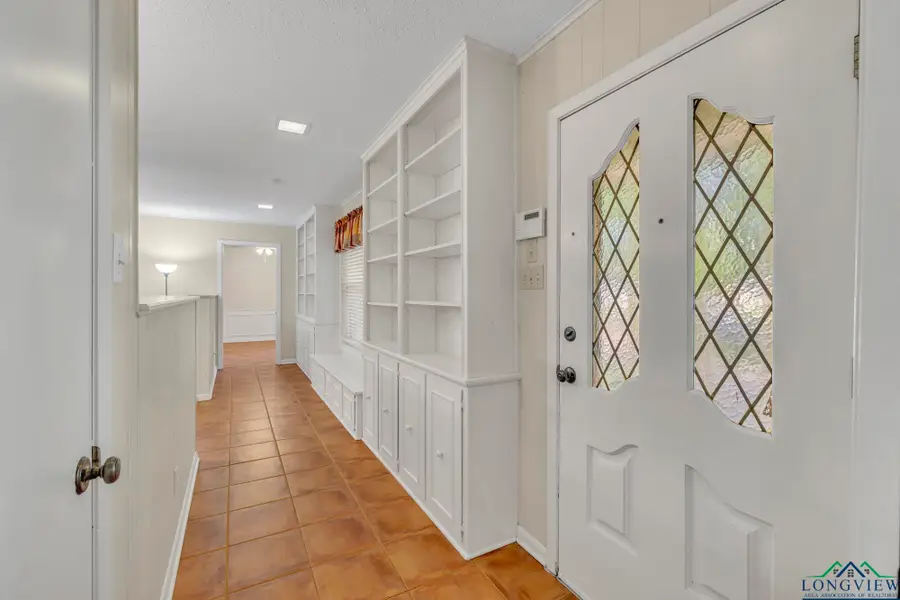 10 Cherrywood Circle, Longview, TX 75604 - Image #3