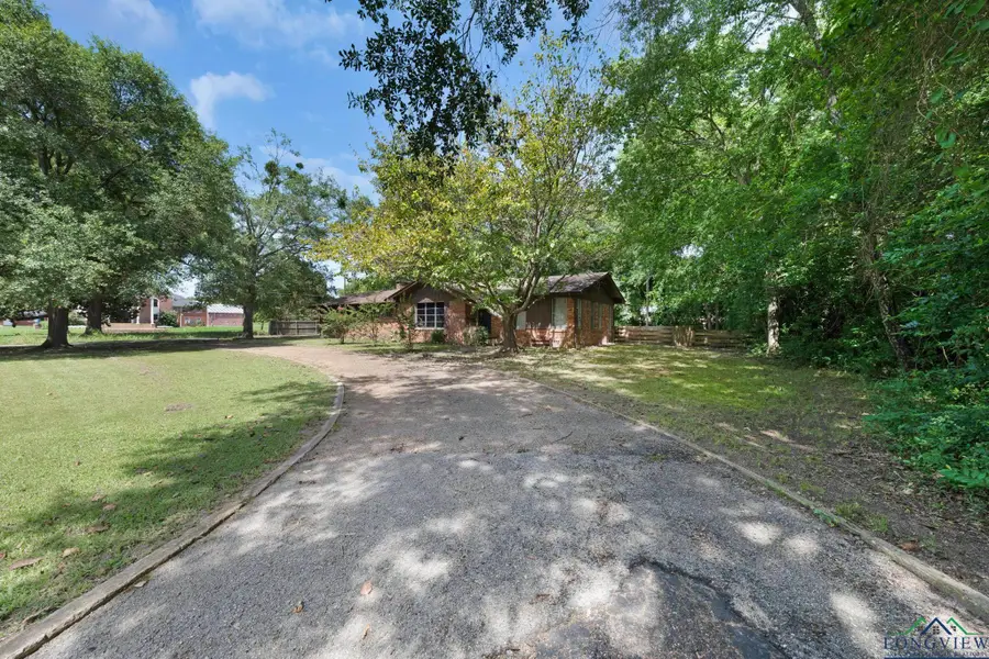 302 N Sissy Spacek, Quitman, TX 75783 - Image #3