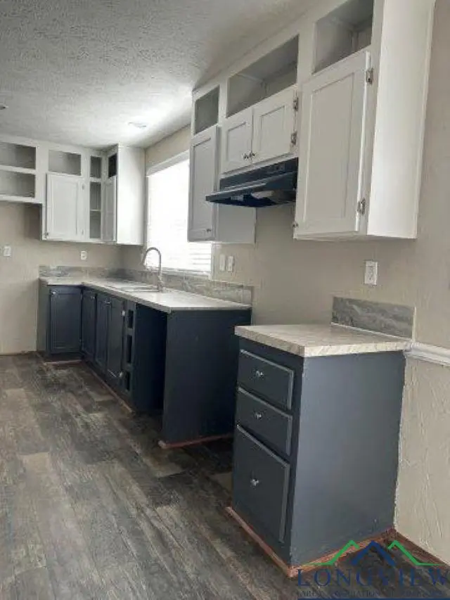 1209 Thicket Ct., Granbury, TX 76048 - Image #3