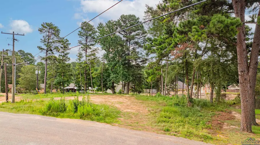 204 E Sally, White Oak, TX 75693 - Image #2