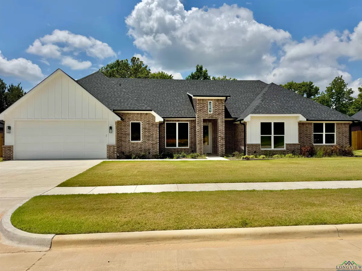 990 Mallard Dr, Lindale, TX 75771 - Image #1