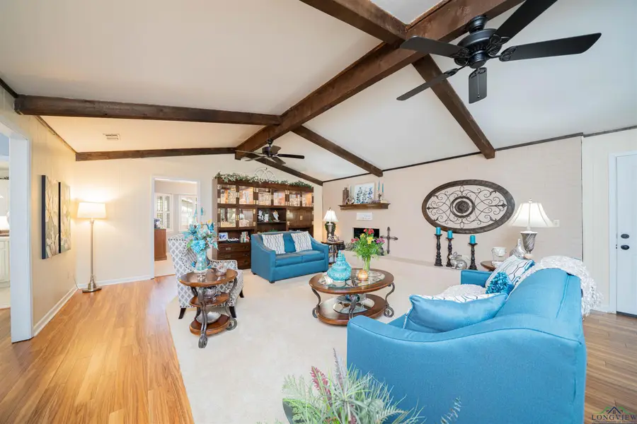 209 Cheryl St, Longview, TX 75604 - #2