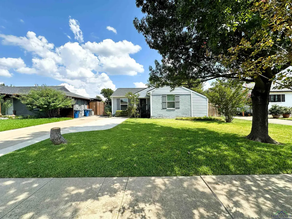 9966 Chireno ST, Dallas, TX 75220 - Image #1