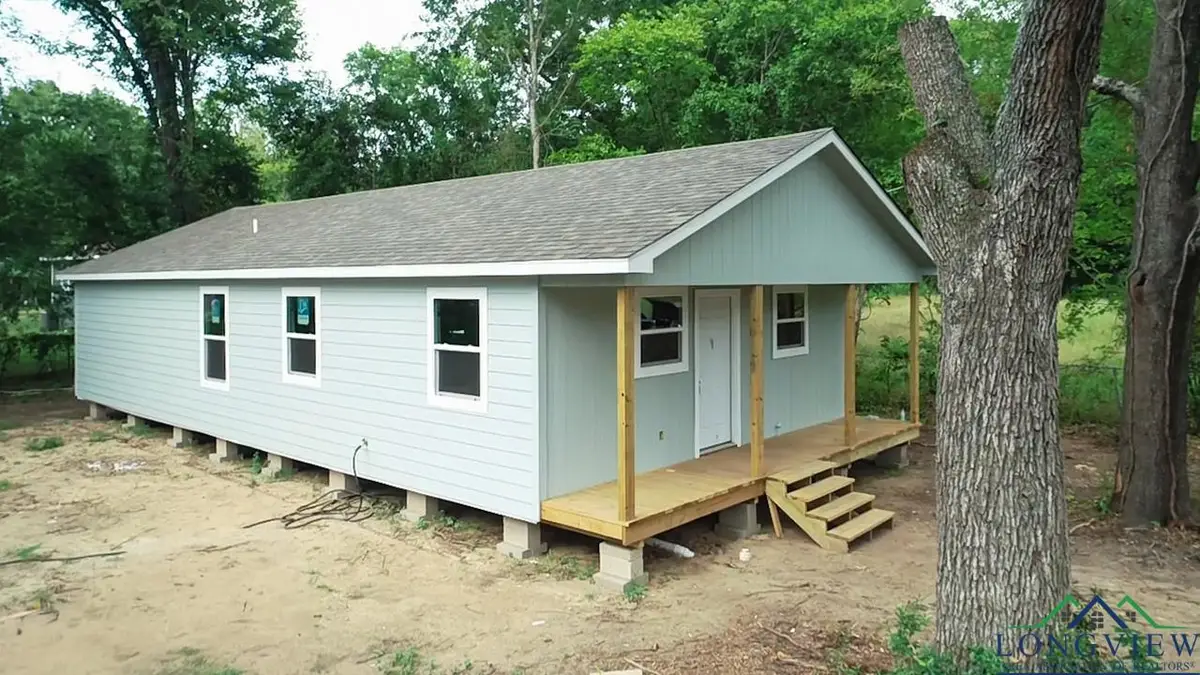 410 GODFREY ST, Gladewater, TX 75647 - #1