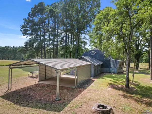 637 COUNTY RD 3201/ WHITMORE RD, Daingerfield, TX 75638