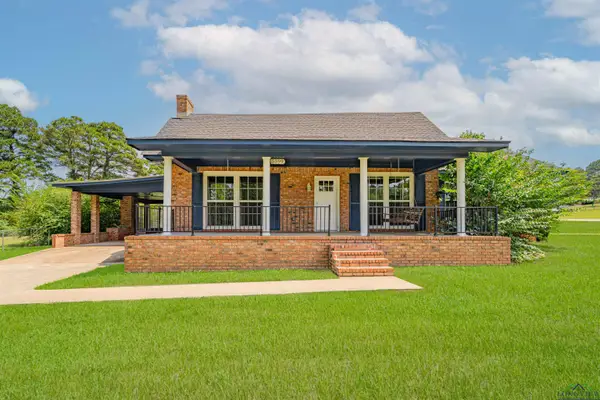 5599 W Juanita Rd, Longview, TX 75605