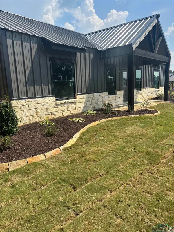 607 COUNTY ROAD 310, De Berry, TX 75639