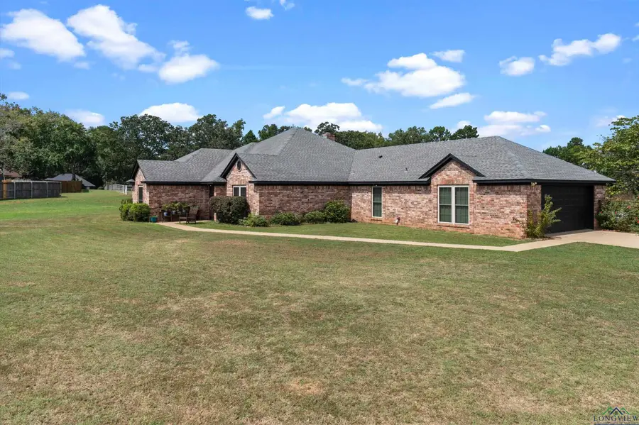 179 North Fork Cove, Kilgore, TX 75662 - Image #2
