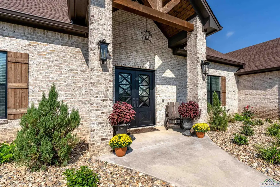 160 Mallard Cove, Longview, TX 75602 - Image #3