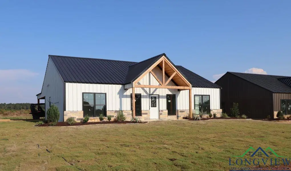 623 CR 310, De Berry, TX 75639 - Image #1