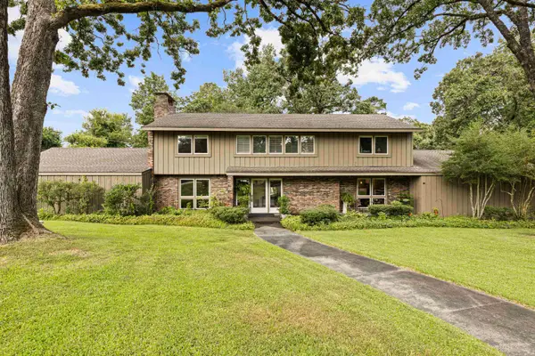 4 Huntington Circle, Longview, TX 75601