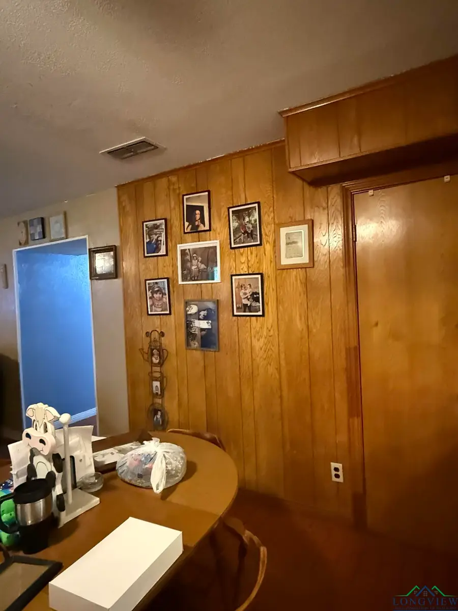 2098 E STATE HWY 154, Gilmer, TX 75645 - Image #3