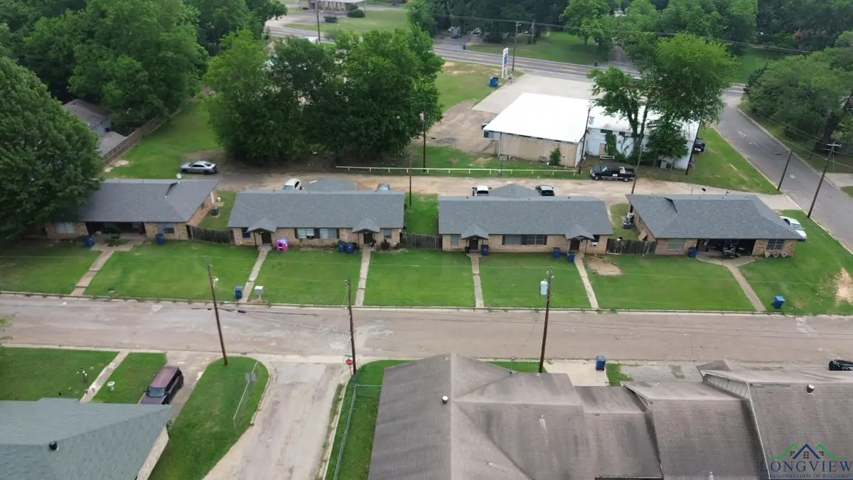 600-614 Canfield Street, Gladewater, TX 75647 - Image #1