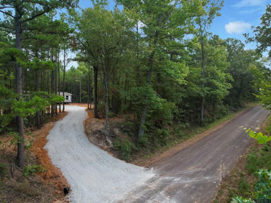 1715 Gardenia Rd, Gilmer, TX 75645 - Image #3