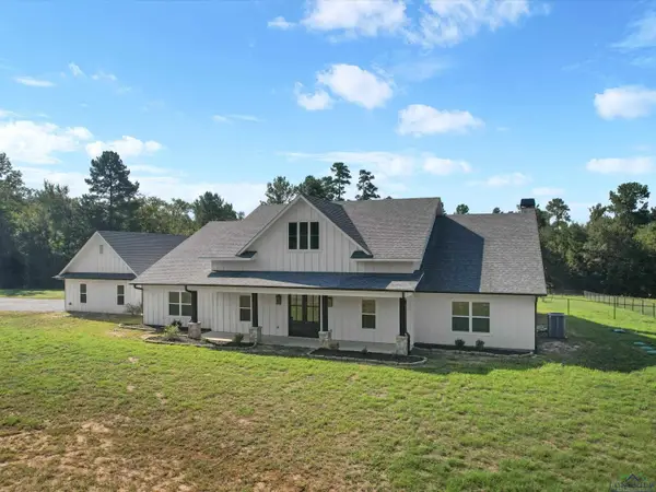 233 Coconut, Gilmer, TX 75644