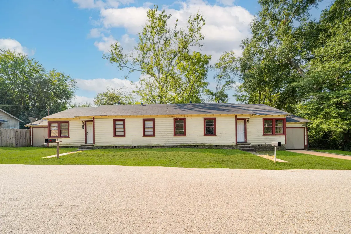 706-708 Ridgelea Ave, Longview, TX 75602 - #1