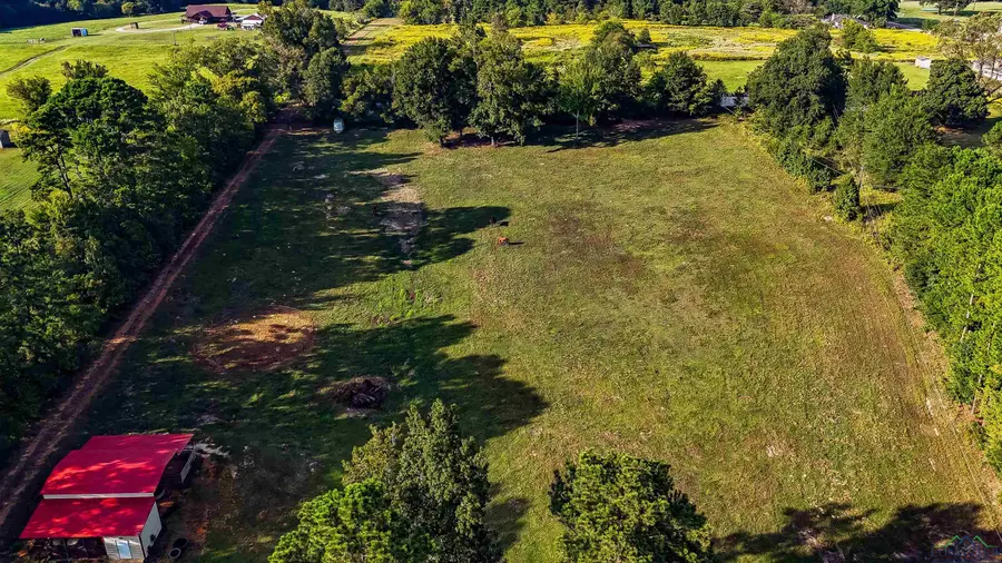 433 English Lane, Longview, TX 75605 - Image #2